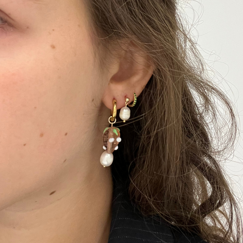 Hanni Pearl Stud Earrings