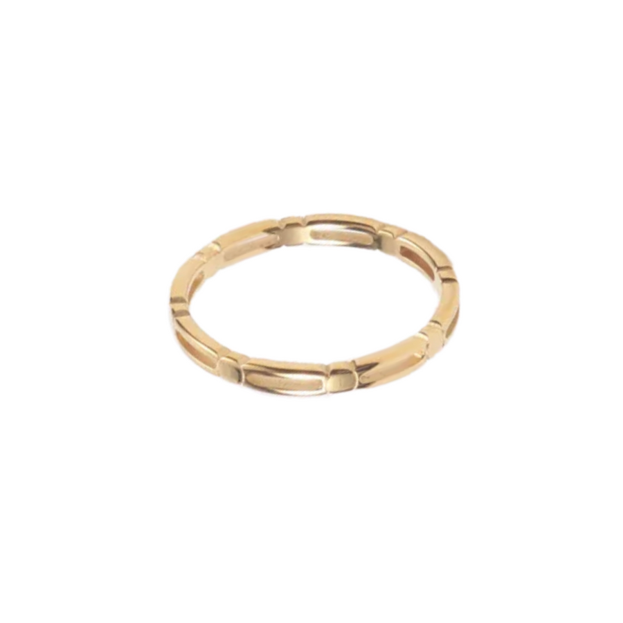 Oval Link Gold Ring
